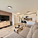 Paulmarie Lounge Ocean View アパート